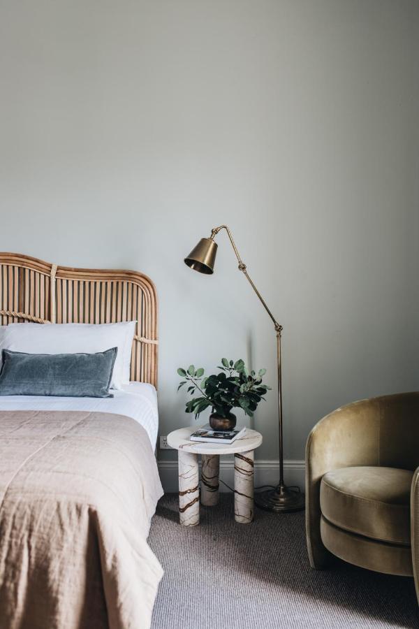 Mittagong Hotel Bagian luar foto